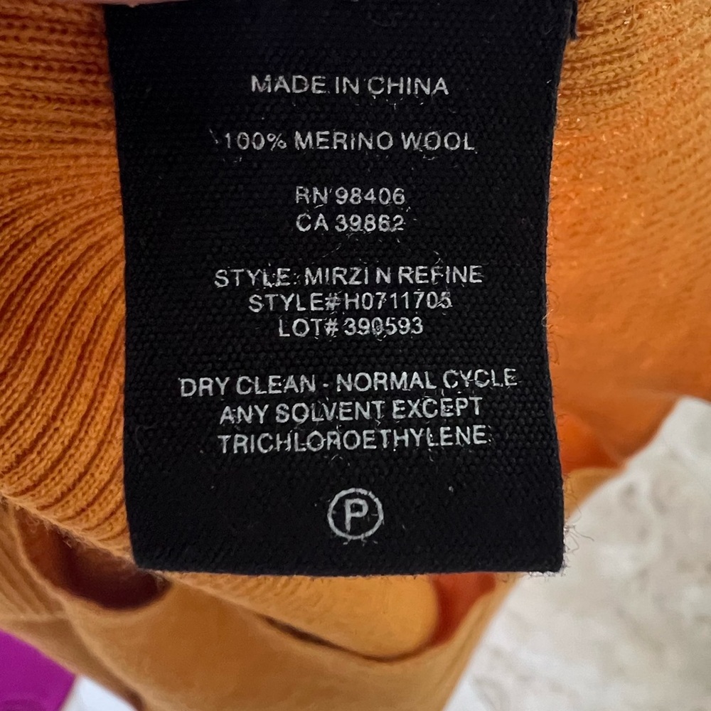 Theory Mustard Ribbed Knit Top - Picture 4 of 5